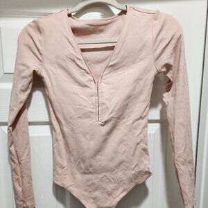 Nuuds Ribbon V-Neck Bodysuit